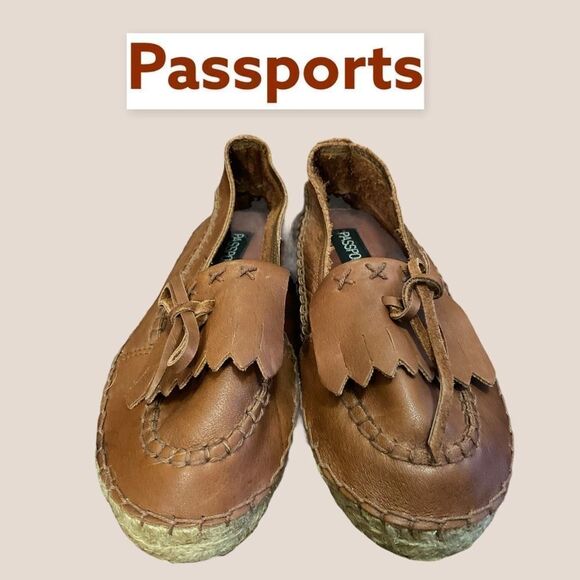 Passports "Gil" Kilted Espadrille Loafers 6 - Picture 3 of 6